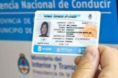 Piden quitar obligación de pago de multas para renovar licencia de conducir