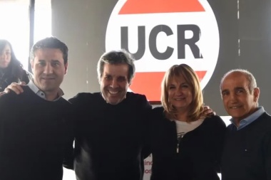 Desdoblamiento de elecciones: Un sector del radicalismo insiste en el apoyo de la idea de Kicillof