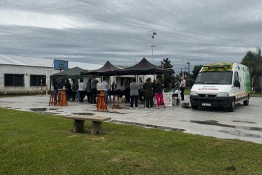 Revilla volvió a sacar la gestión a los barrios en General Arenales