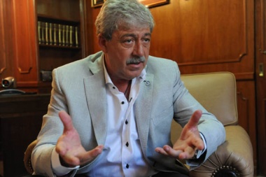 Buzzi dijo que no hubo “traición”: “Desde diciembre se sabía que iba a llegar al 33%”