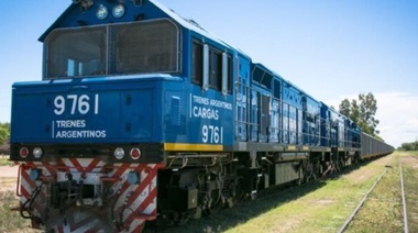 Trenes: Milei firmó el decreto para la privatización de Belgrano Cargas
