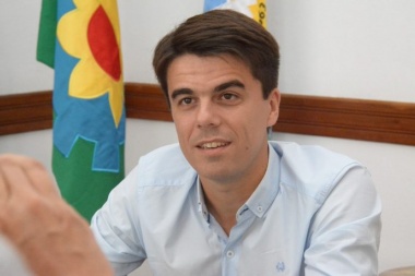 Presidente del bloque de JxC de 9 de Julio consideró "inédito" el abandono del FdT del recinto