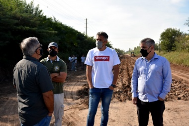 Britos recorrió el inicio de la obra del nuevo ingreso al Parque Industrial
