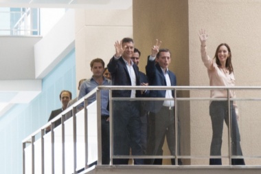 Titular del PJ bonaerense duro con Vidal: "no puede mirar cara a cara a la gente"