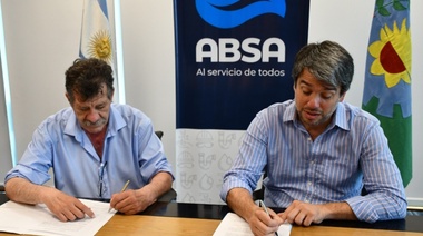 Barenghi firmó un convenio con ABSA para ampliar el servicio de agua potable