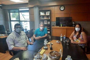 Reunión entre los gremios Atsa, Empleados de Comercio y Región Sanitaria por el plan de vacunación