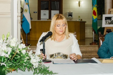Otro guiño a la unidad UCR: "no es necesario llegar a internas", dijo Revilla