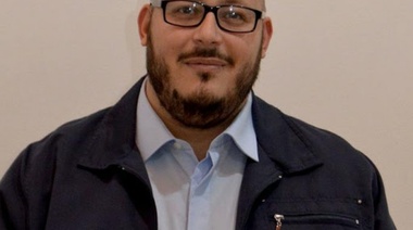 Mientras las escuelas juntan ladrillos el Intendente esconde millones de pesos