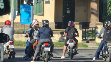 Informan que creció un 20% el uso de casco en motociclistas