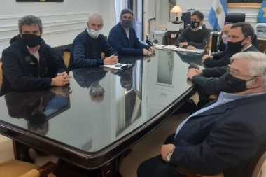 Con presencia de dirigentes de la cuarta Carbap se reunió con Kicillof