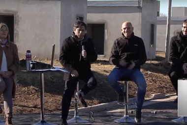 Desde Alberti, Kicillof destacó la inversión provincial y criticó a Juntos