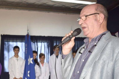 Tellechea pasó a planta a 25 trabajadores municipales