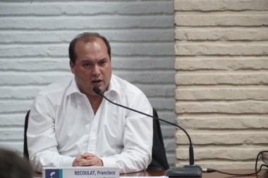 Recoulat habló del escenario económico y su impactó en el Municipio