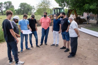Petrecca a la oposición: "llegamos con servicios donde antes decían que no se podía"