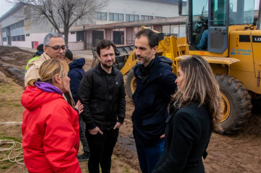 Lejos de la motosierra: "orgullosos de seguir haciendo obra pública"