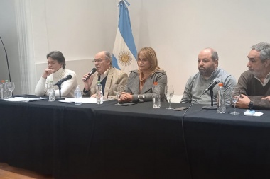 La UCR bonaerense debatió sobre autonomía municipal en Junín