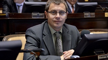 Diputado de 9 de julio contra UC por aportes "truchos"