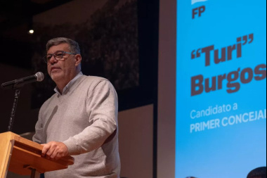 Burgos consideró que la elección “no será de tercios”