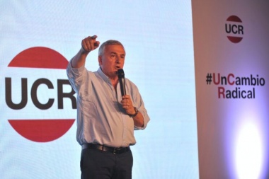 “El camino es seguir trabajando en el programa económico”
