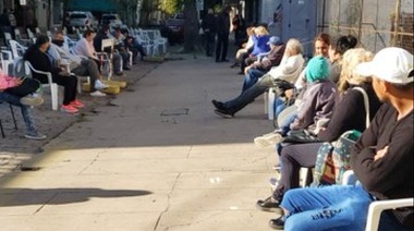 Los jubilados cobraron sin desbordes y con una mayor organización en la provincia