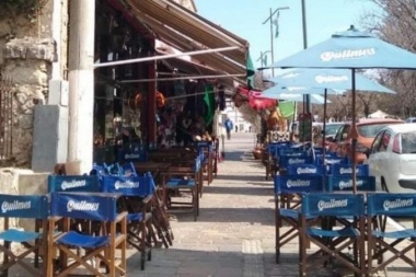 T. Lauquen: buscan aprobar una ordenanza para que bares y restaurantes utilicen las veredas