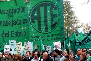 Desde los gremios adelantaron que habrá protestas con paro contra las reformas