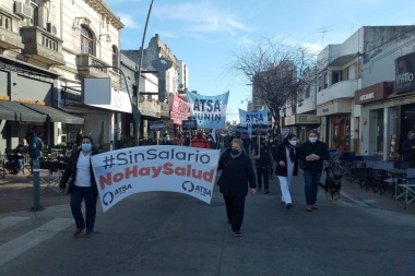 Azil espera un paro "contundente" de los trabajadores de la sanidad