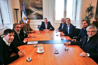Intendentes de Cambiemos de la cuarta estuvieron en Casa Rosada con Peña