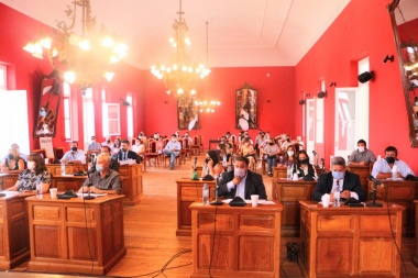 El Concejo aprobó el presupuesto por unanimidad y la fiscal impositiva en disidencia