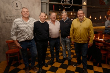 De recorrida por la cuarta, Gray estuvo con pymes en Junín
