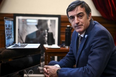 Coletazos: Esteban Bullrich rompe con Santilli y jugará con el radical Manes