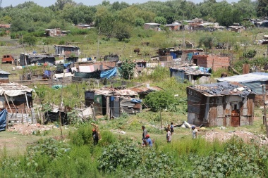 La UCA alertó sobre un aumento en la pobreza y resaltó que afecta más a los niños