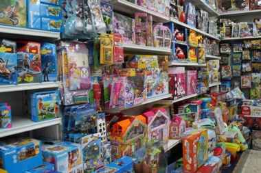 Ventas a buen ritmo en los comercios de Junín: promociones y compras a último momento