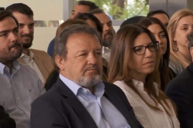 “Vamos a seguir defendiendo cada paso que dimos junto a María Eugenia Vidal”, dijo Costa