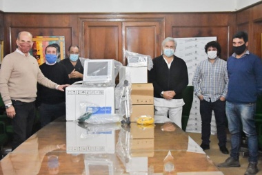 Con gratitud hacia Kicillof y críticas a Vidal, Zurro informó sobre la llegada de insumos médicos