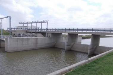 Acusaciones y polémica por el manejo del agua