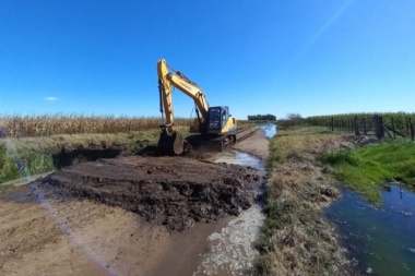 Otro distrito de la cuarta en alerta por el avance del agua