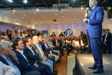 Pichetto ratificó su candidatura y elogió a Lavagna: “es un activo político de nuestro espacio”