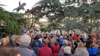 Se realizaron marchas de apoyo al gobierno: Petrecca y su equipo agradecieron en las redes sociales