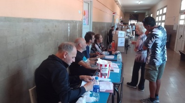 Milei, con el 89% de las mesas escrutadas, gana el Balotaje a Massa