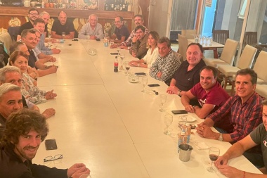 Tras reunirse con Massa, intendentes FR de la cuarta apoyaron el paro del 24