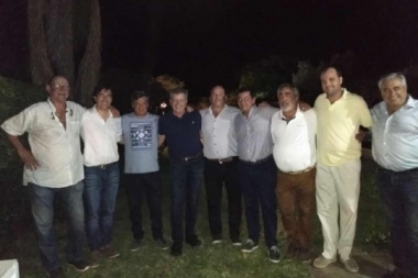 Intendentes radicales de la cuarta bajaron el tono al encuentro con Monzó
