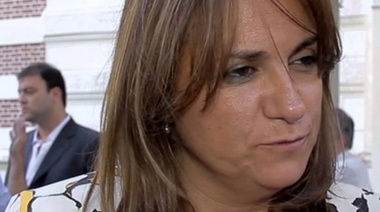 Revilla anunció aumento salarial y bono de 5000 pesos a municipales de Arenales