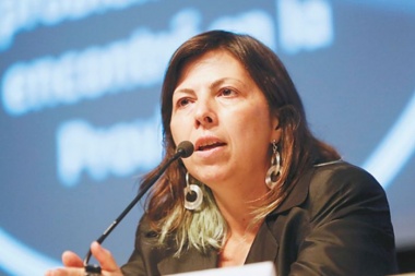 Ex ministra dijo que la Provincia es la “garantía del ajuste a nivel nacional”