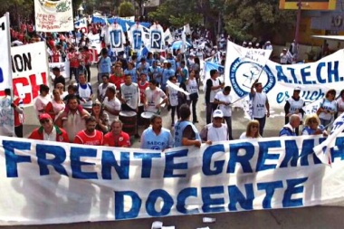 Tras el decreto de Vidal, los docentes confirmaron otro paro de 48 horas en Provincia
