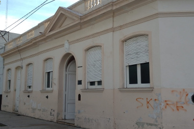 Alertan disminución de fondos provinciales para mantenimiento en escuelas