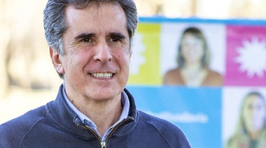 "No nos van a frenar con operetas", respondió el senador Martínez