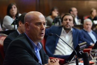 Bianco y Gollan en la Legislatura: "montaron un show mediático", disparó Traverso sobre JxC