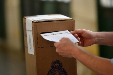 Avanza la idea de desdoblar elecciones en la provincia, antes de la nacional