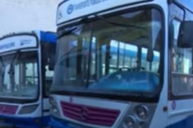 Paro de colectivos en Junín por salarios y diversos reclamos laborales